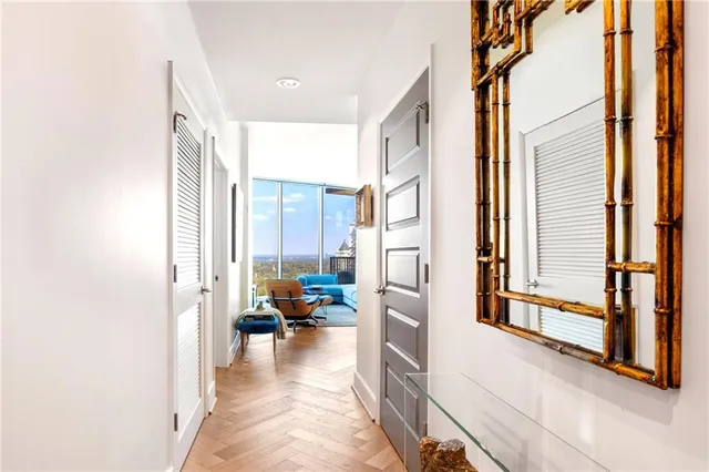 $925,000 | 1080 Peachtree Street Northeast, Unit 2503, Atlanta, GA 30309