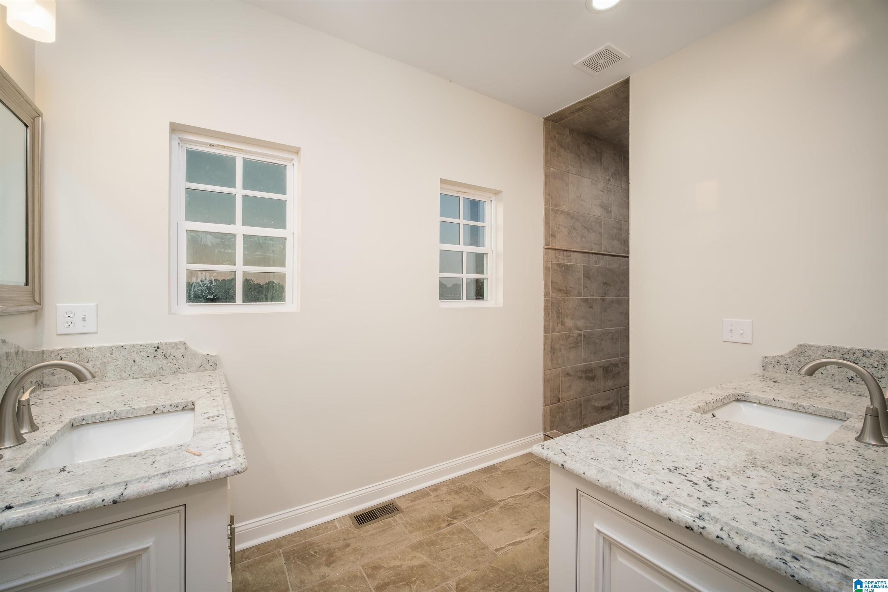 241 Bluegrass Lane Jasper, AL 35503 - Photo 15 of 53