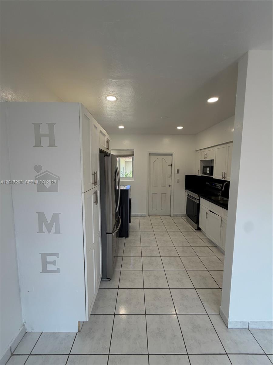 3112 Southwest 16th Street, Unit 2 Miami, FL 33145 - Photo 4 of 24