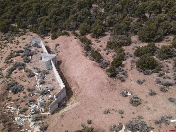 a view of outside area