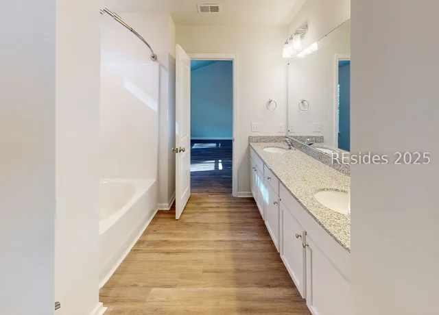 $2,925 | 36 Kelsey Lane, Unit BEAUFORT, Bluffton, SC 29910