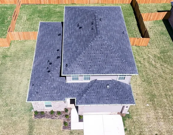 $2,799 | 410 Magnolia Street, Lake Jackson, TX 77566