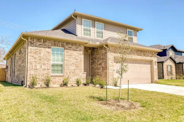 $2,799 | 410 Magnolia Street, Lake Jackson, TX 77566