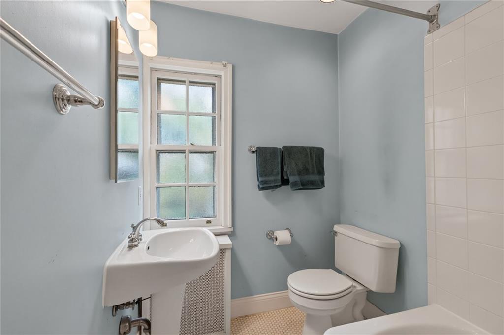 447 Sulgrave Road Pittsburgh, PA 15211 - Photo 30 of 38 Gallery Image 30