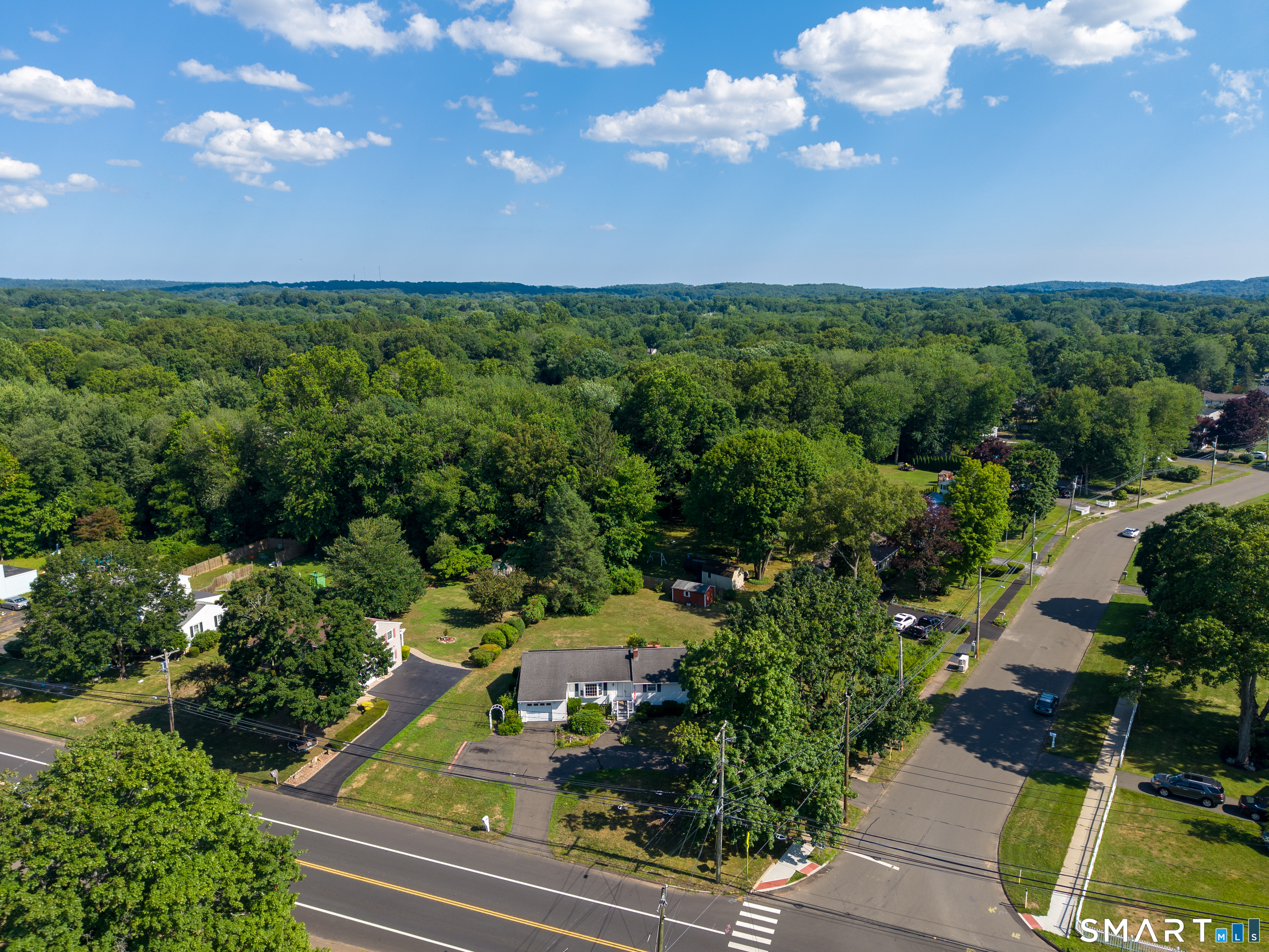 176 Clintonville Road North Haven, CT 06473 - Photo 3 of 38