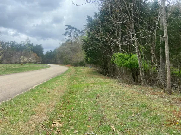 $90,000 | 123 Island Point Drive, Gretna, VA 24557