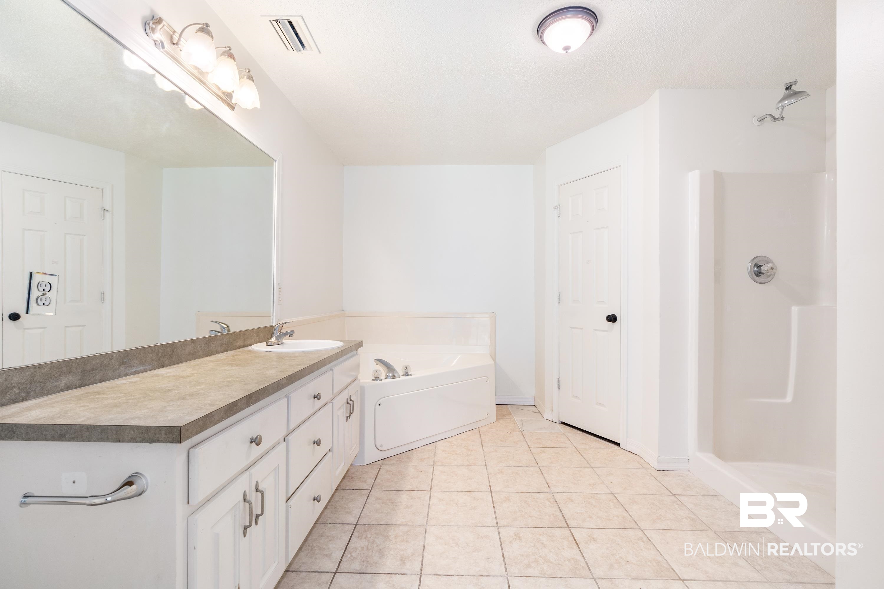 8053 Stacey Road, Unit 36 Mobile, AL 36695 - Photo 12 of 20