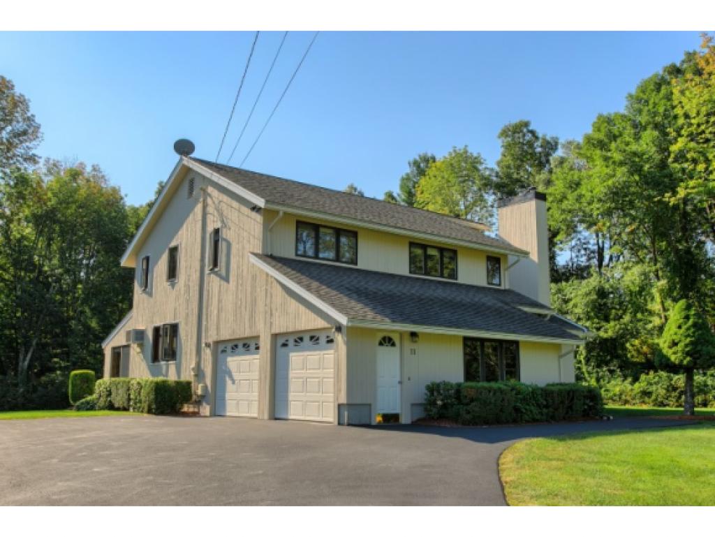 11 Rocking Chair Lane Atkinson, NH 03811 - Photo 2 of 30