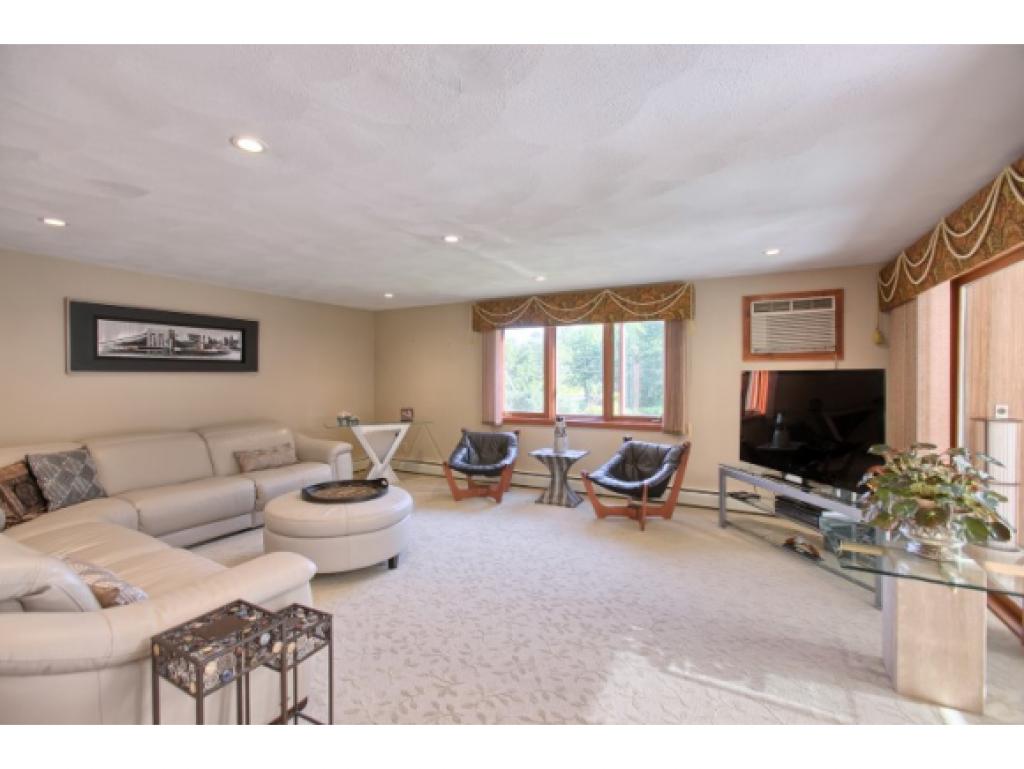 11 Rocking Chair Lane Atkinson, NH 03811 - Photo 6 of 30