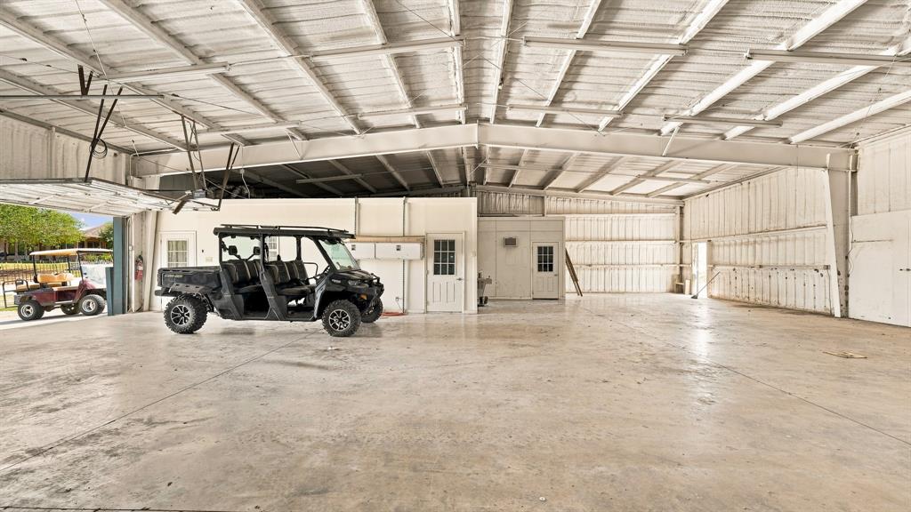 11918 Riek Road Krum, TX 76249 - Photo 32 of 39 Gallery Image 32