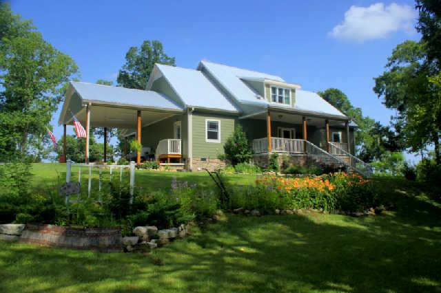 4160 Greenfield Bend Road Williamsport, TN 38487 - Photo 1 of 20 Gallery Image 1