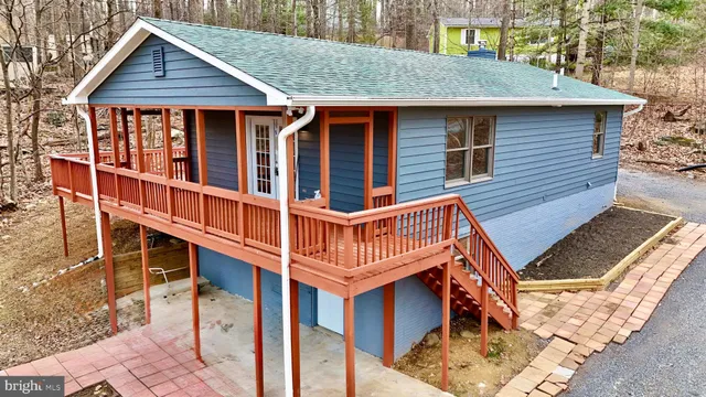 $325,000 | 138 Parkside Road, Linden, VA 22642