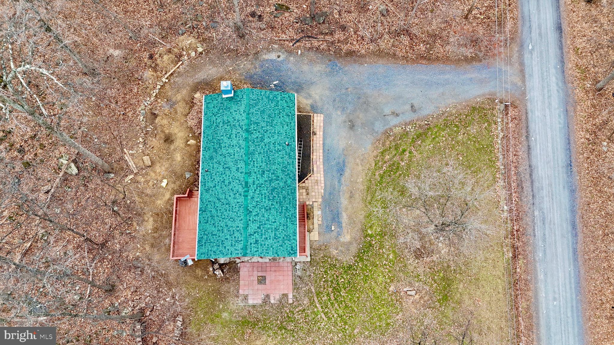 138 Parkside Road Linden, VA 22642 - Photo 33 of 38 a view of a garden