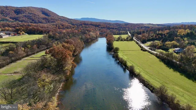 $325,000 | 138 Parkside Road, Linden, VA 22642