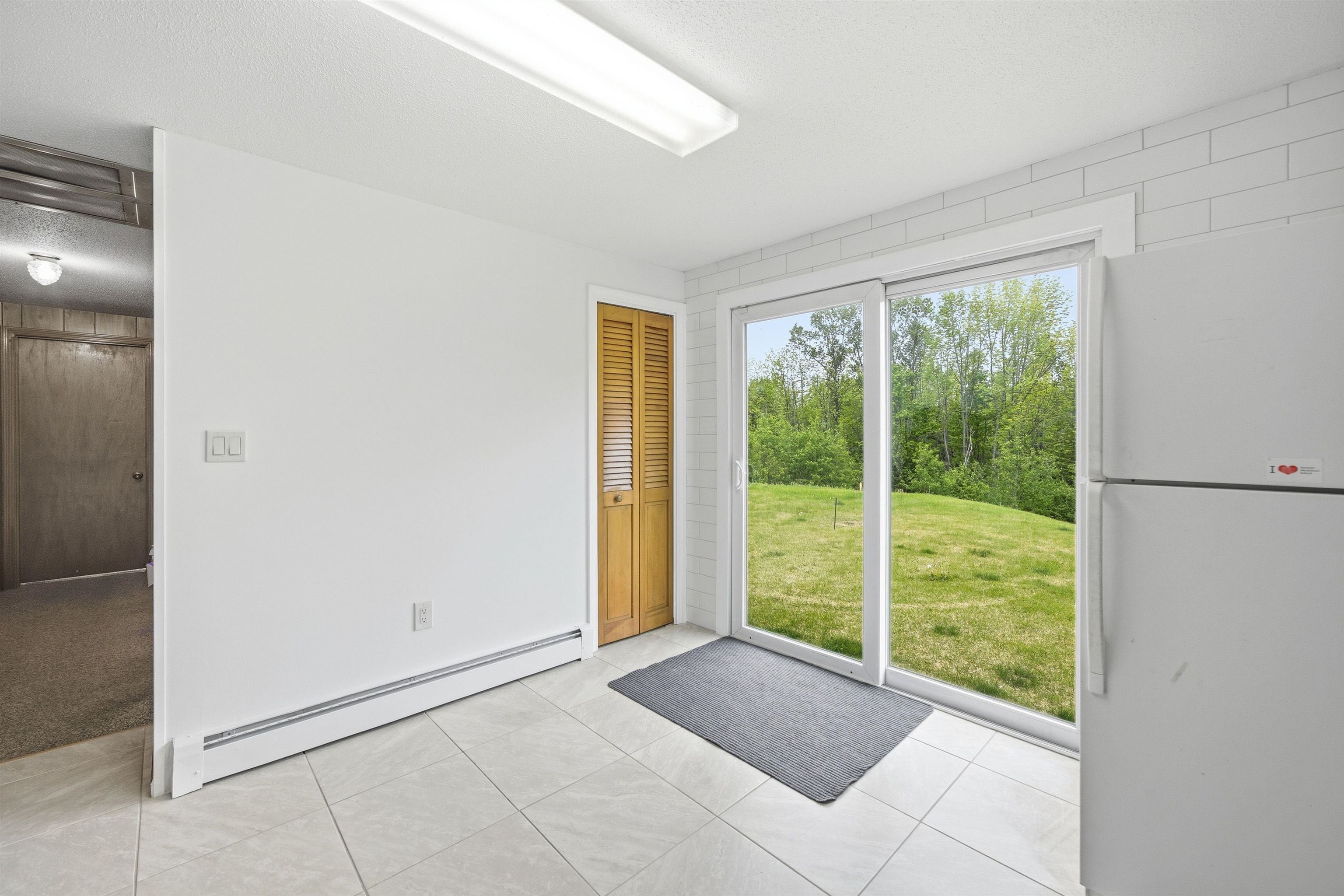 461 Coventry Road Benton, NH 03785 - Photo 12 of 49