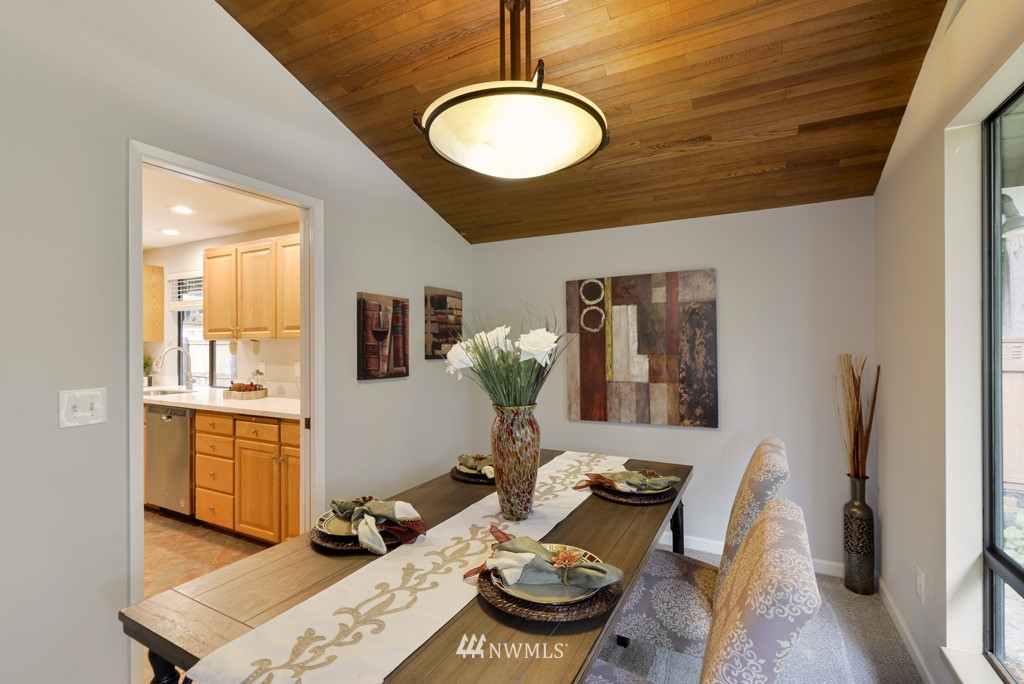 16917 155th Place Southeast Renton, WA 98058 - Photo 7 of 35 Gallery Image 7