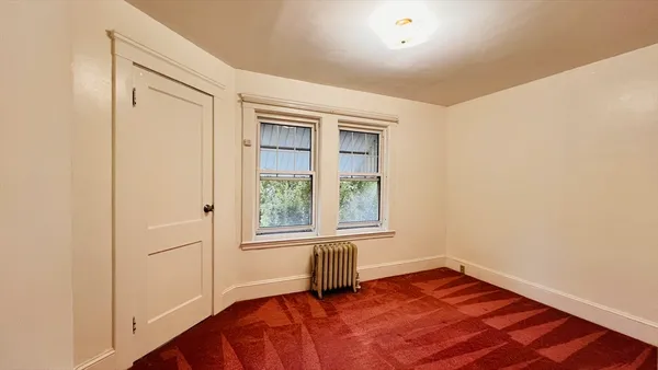 $2,300 | 164 East Elm Avenue, Unit 2, Quincy, MA 02170