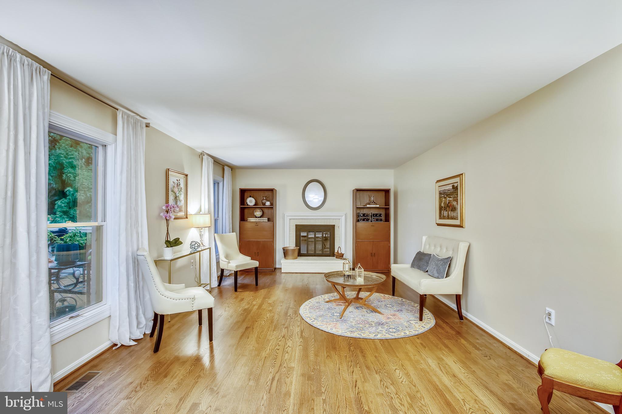 2219 Wakerobin Lane Reston, VA 20191 - Photo 16 of 33