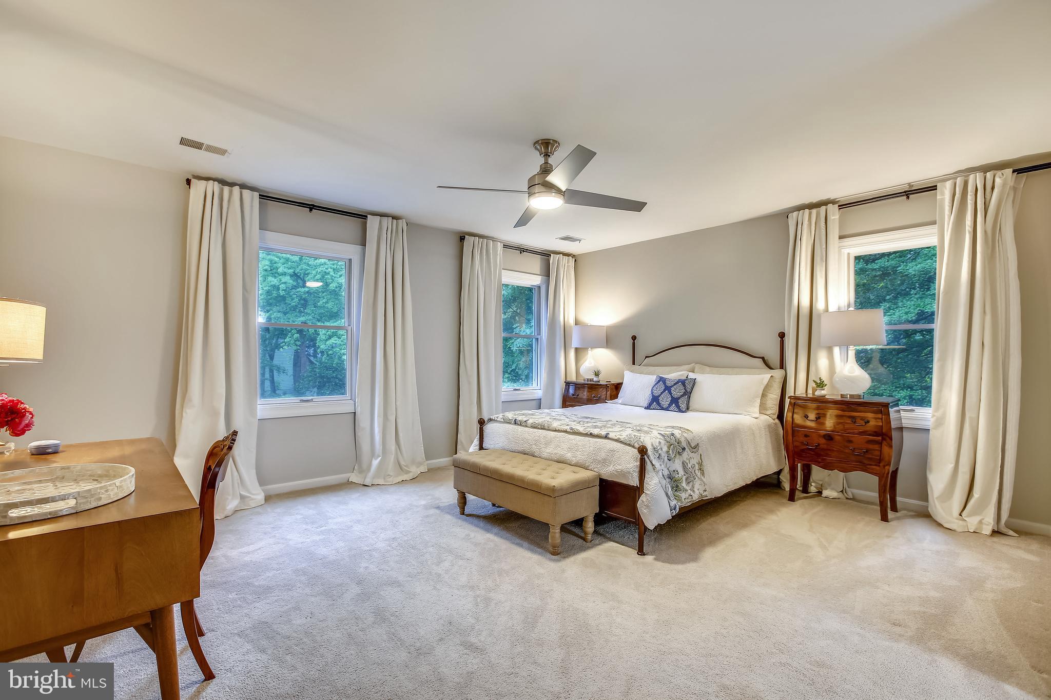 2219 Wakerobin Lane Reston, VA 20191 - Photo 19 of 33 Large Primary Bedroom