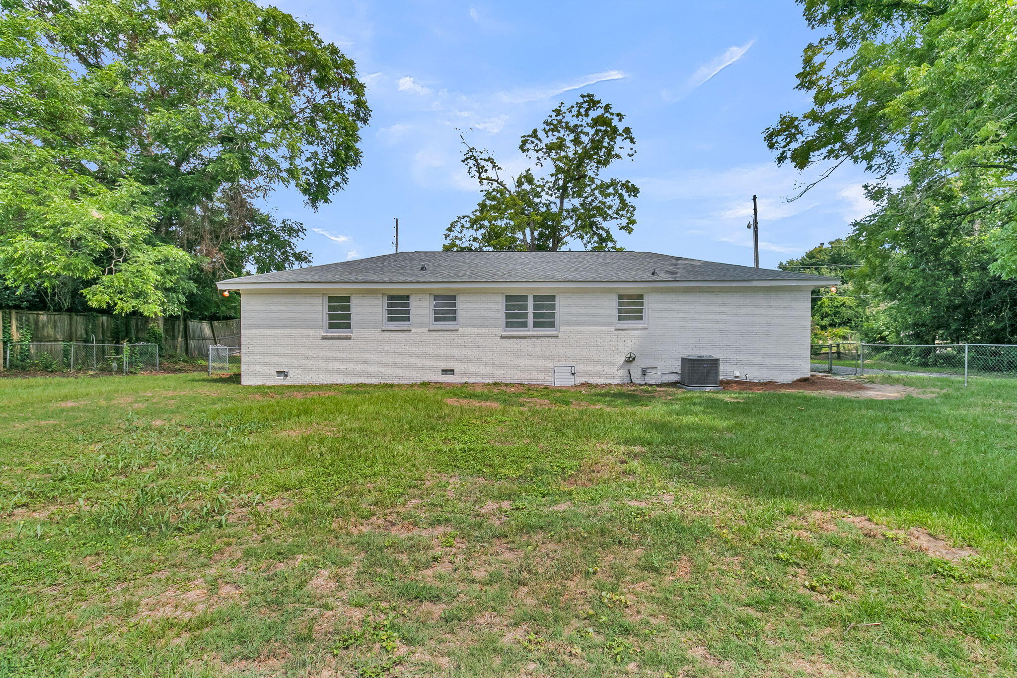 1602 Rifle Range Road Mount Pleasant, SC 29464 - Photo 36 of 47