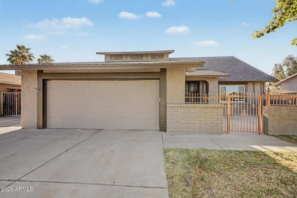 $674,900 | 108 North Terrace Road, Chandler, AZ 85226