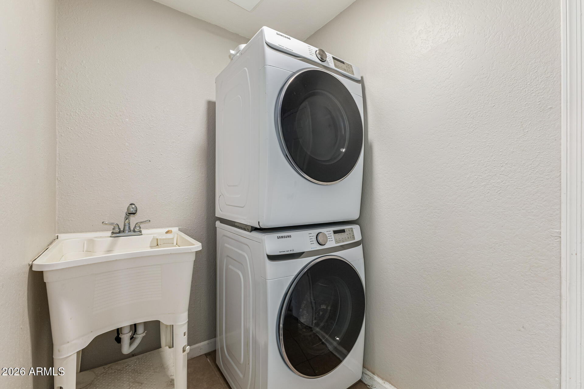 108 North Terrace Road Chandler, AZ 85226 - Photo 35 of 41 35-Terrace