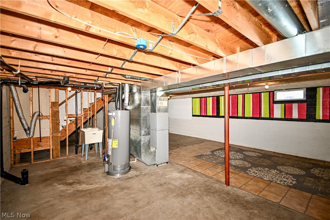 1240 West Waterloo Road Akron, OH 44314 - Photo 18 of 20 Gallery Image 18