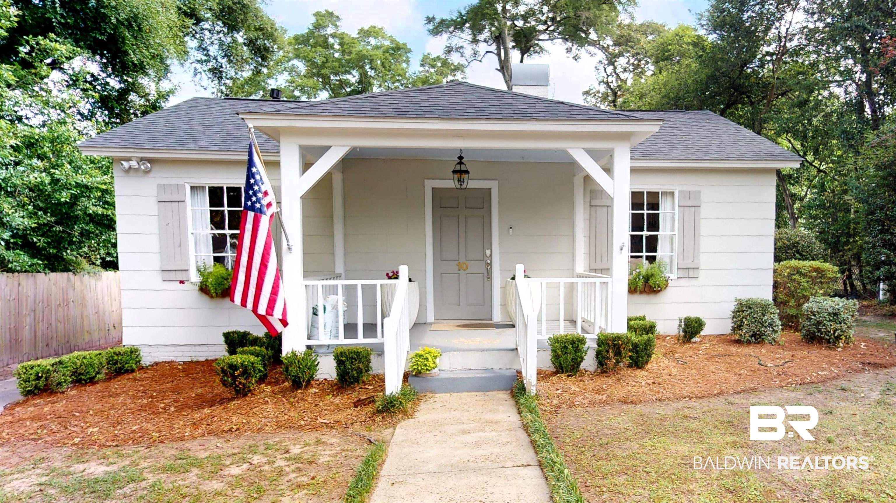 10 York Place Mobile, AL 36608 - Photo 1 of 28