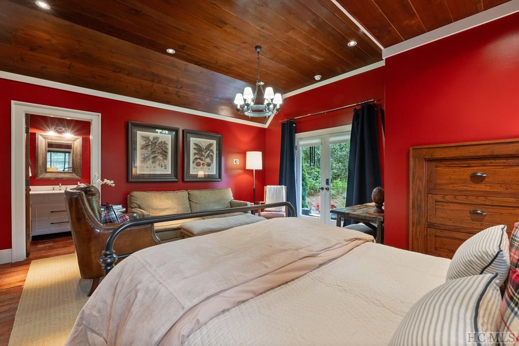 662 Wyanoak Road Highlands, NC 28741 - Photo 24 of 27 Gallery Image 24