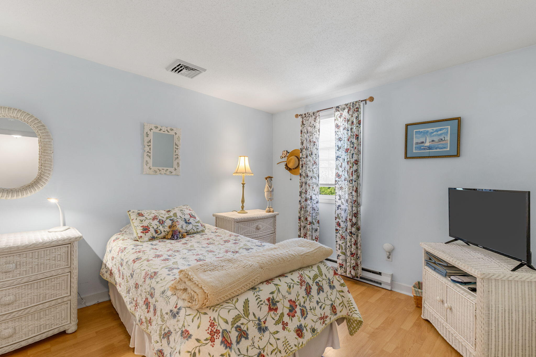 135 West Main Street, Unit 32 Hyannis, MA 02601 - Photo 14 of 24 22-web-or-mls-135-w-main-st-32
