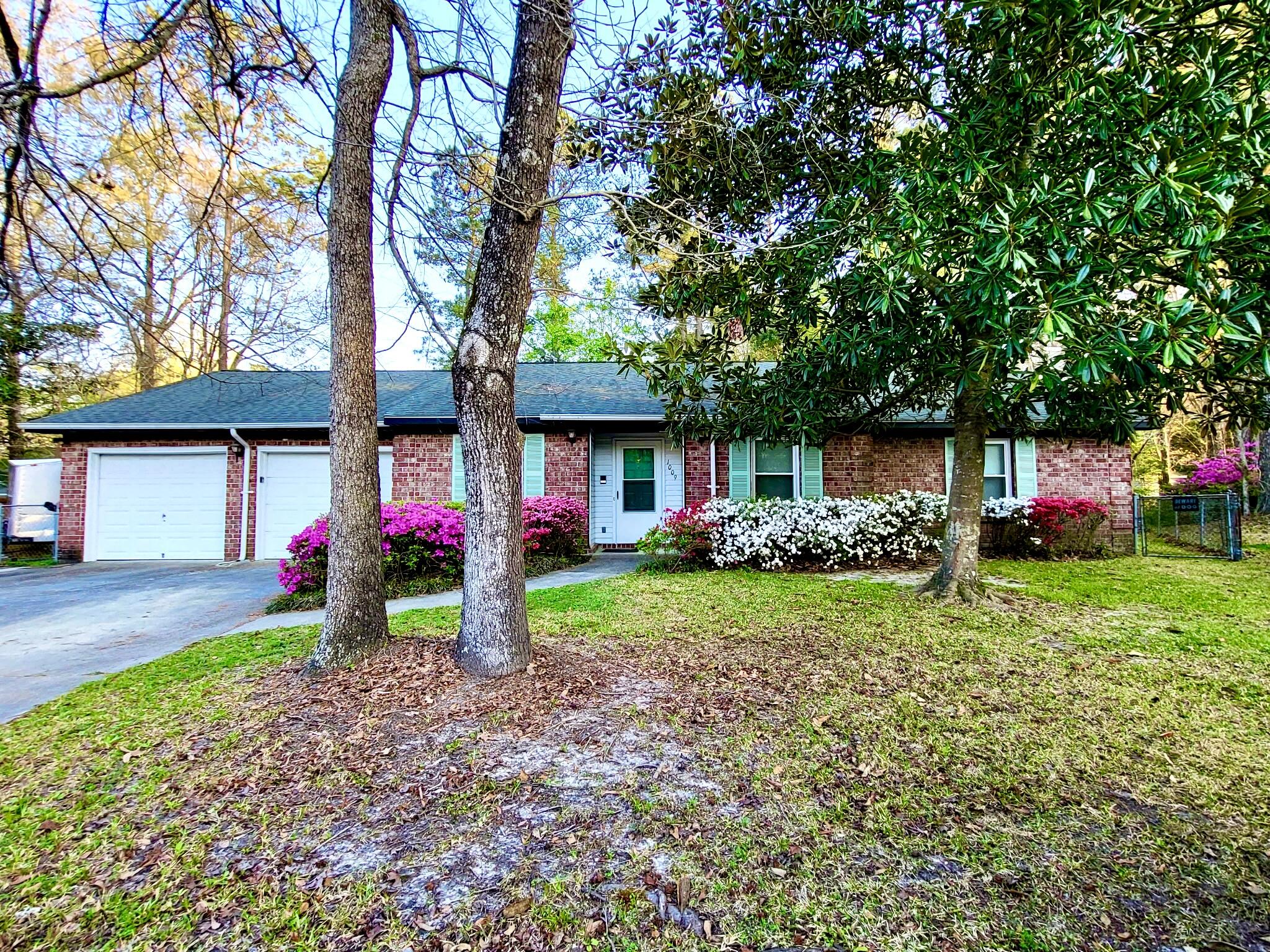 1009 Highland Pines Road Ladson, SC 29456 - Photo 1 of 20 4476666637063938503