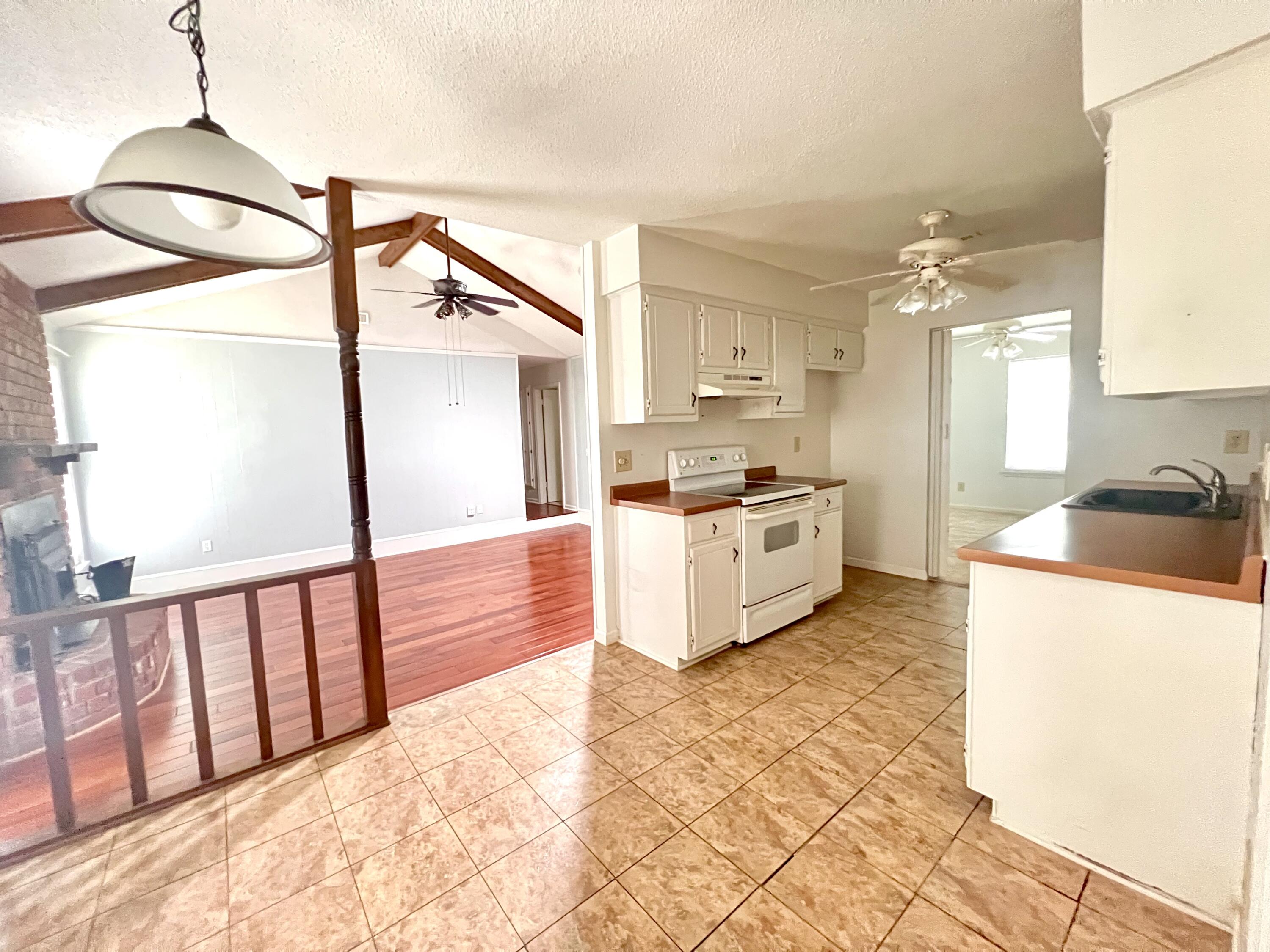 1009 Highland Pines Road Ladson, SC 29456 - Photo 6 of 20 IMG_7147