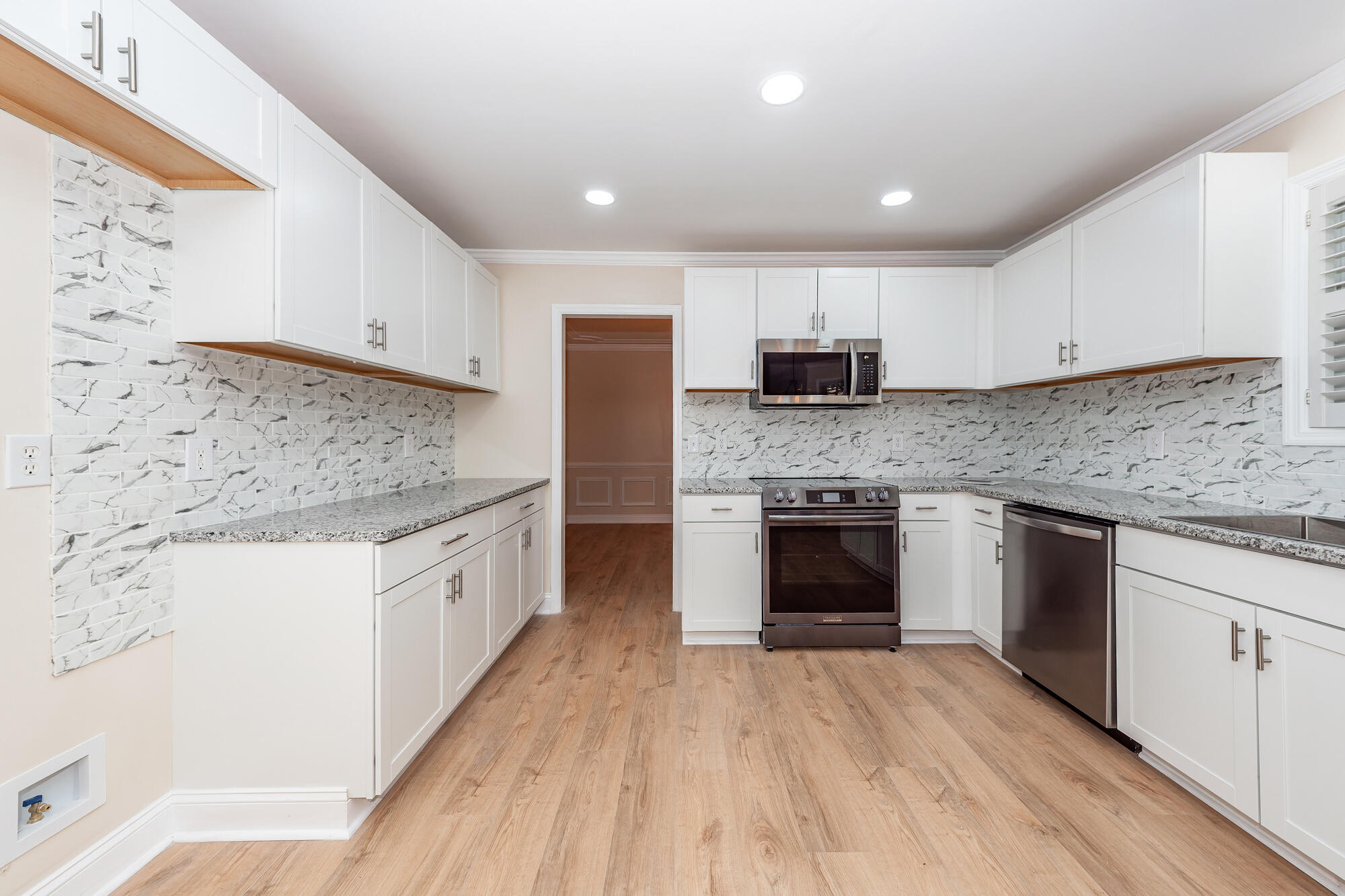 208 County Rd S-18-458 Summerville, SC 29485 - Photo 2 of 60 10