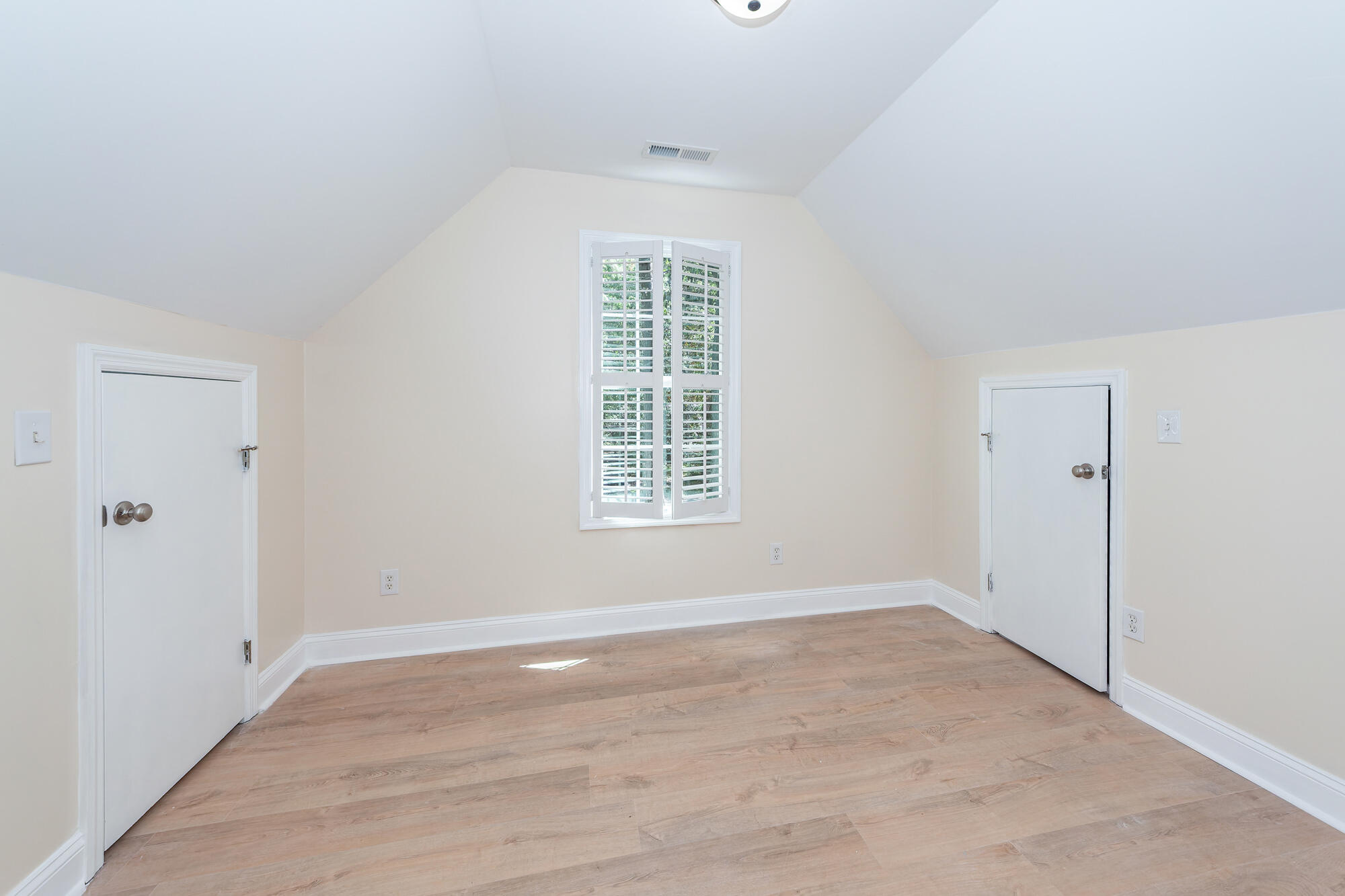208 County Rd S-18-458 Summerville, SC 29485 - Photo 41 of 60 37