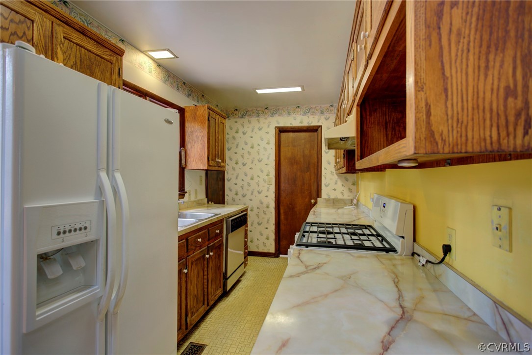 106 Warrens Pond Road Toano, VA 23168 - Photo 12 of 30 Gallery Image 12