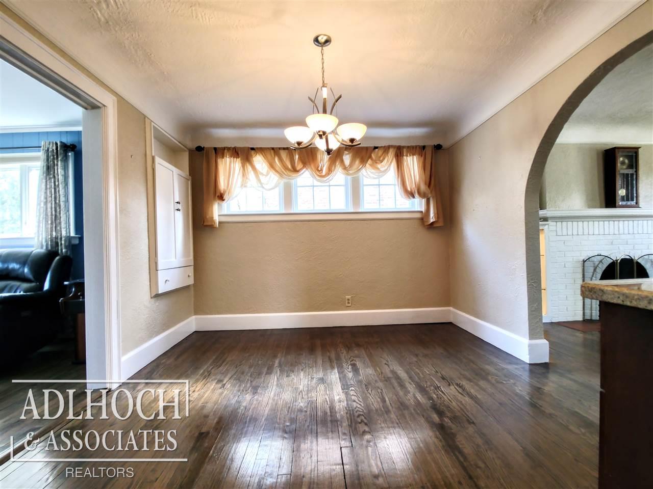 740 Lincoln Road Grosse Pointe, MI 48230 - Photo 7 of 22 50037904-6.JPG