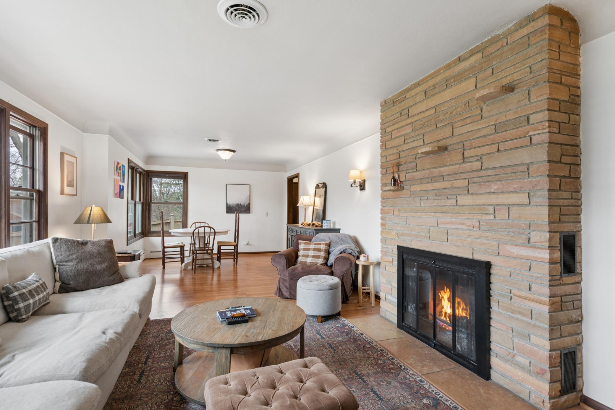 2820 Washta Bay Road Chanhassen, MN 55331 - Photo 8 of 56