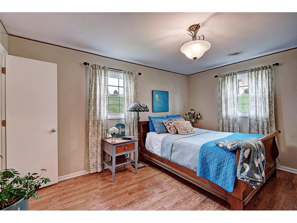 288 Hart Road Elizabethton, TN 37643 - Photo 17 of 34 Photo 17