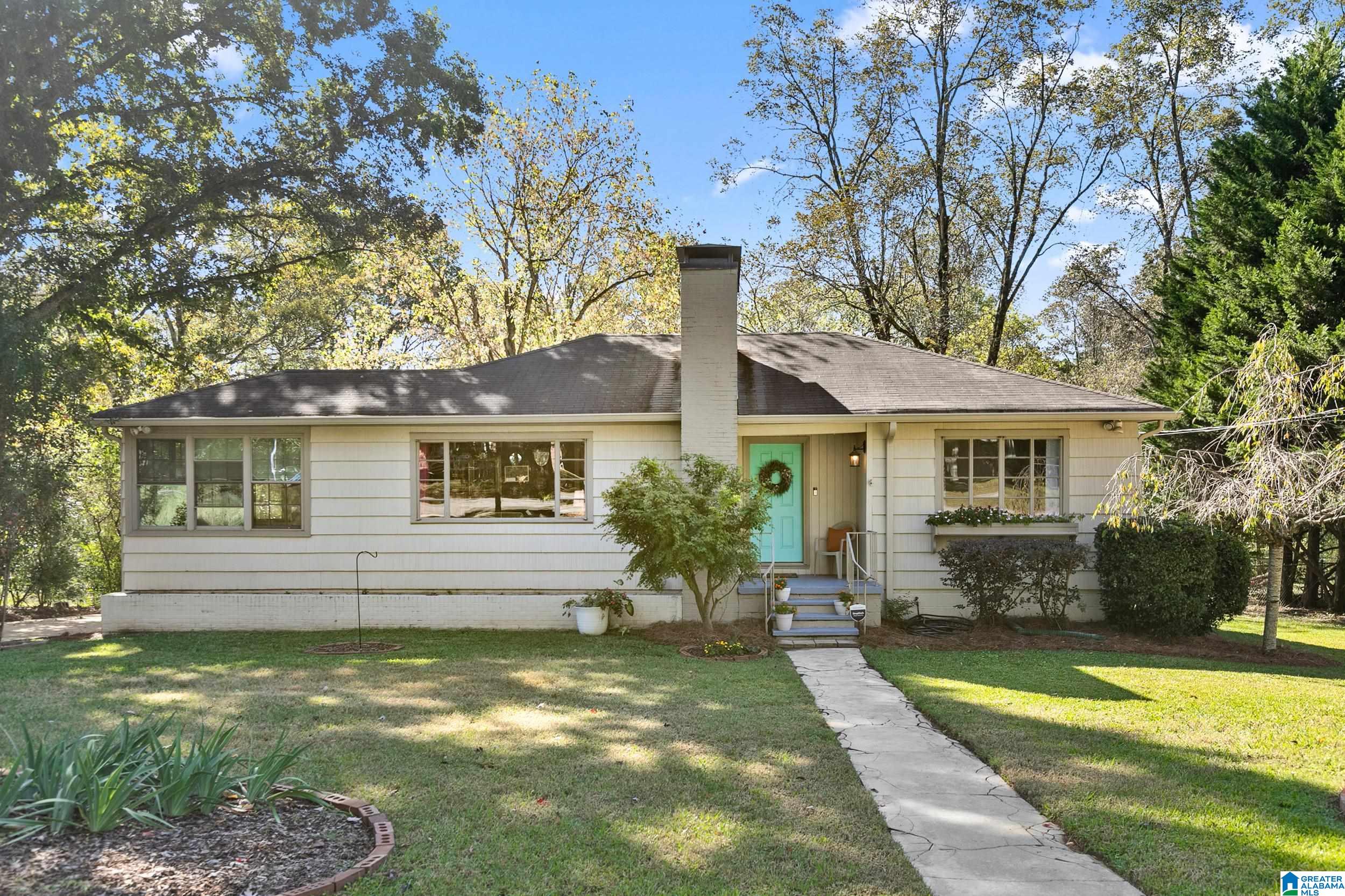 741 Martinwood Road Birmingham, AL 35235 - Photo 2 of 32