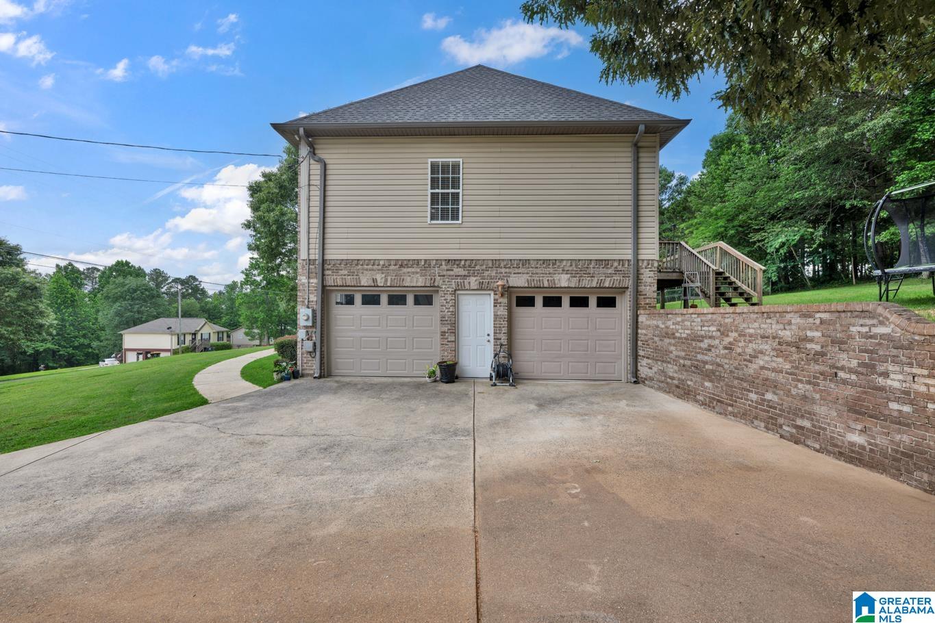 741 South Hillcrest Road Odenville, AL 35120 - Photo 4 of 37
