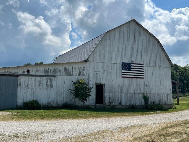 13299 Marshall Road Rockbridge, OH 43149 - Photo 21 of 87 IMG_5990
