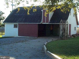 2120 Hobson Road Lancaster, PA 17602 - Photo 4 of 4 Gallery Image 4