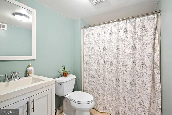 $530,000 | 5033 Three Kings Lane, Columbia, MD 21044