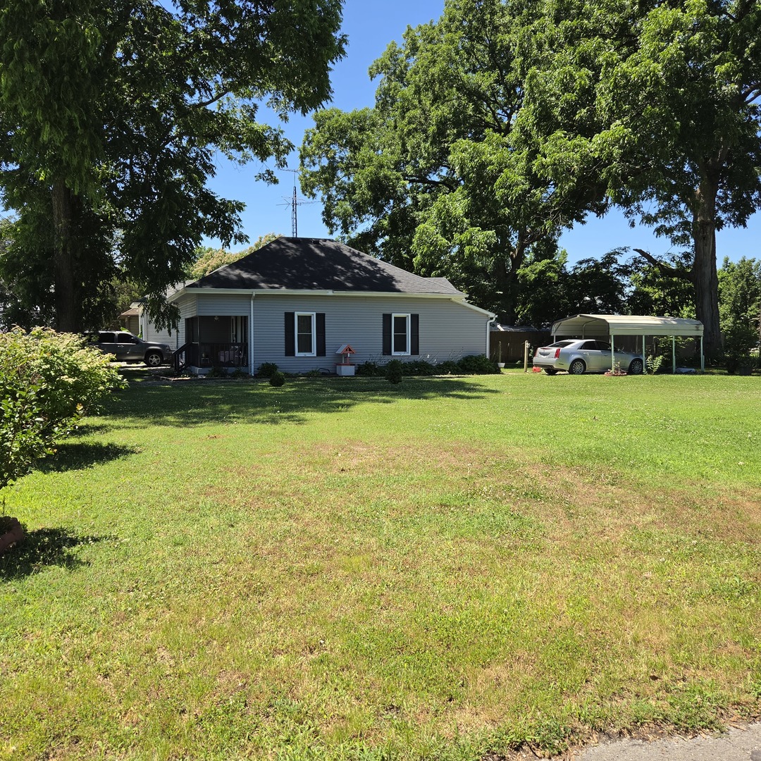 903 South Walnut Street Sesser, IL 62884 - Photo 16 of 16