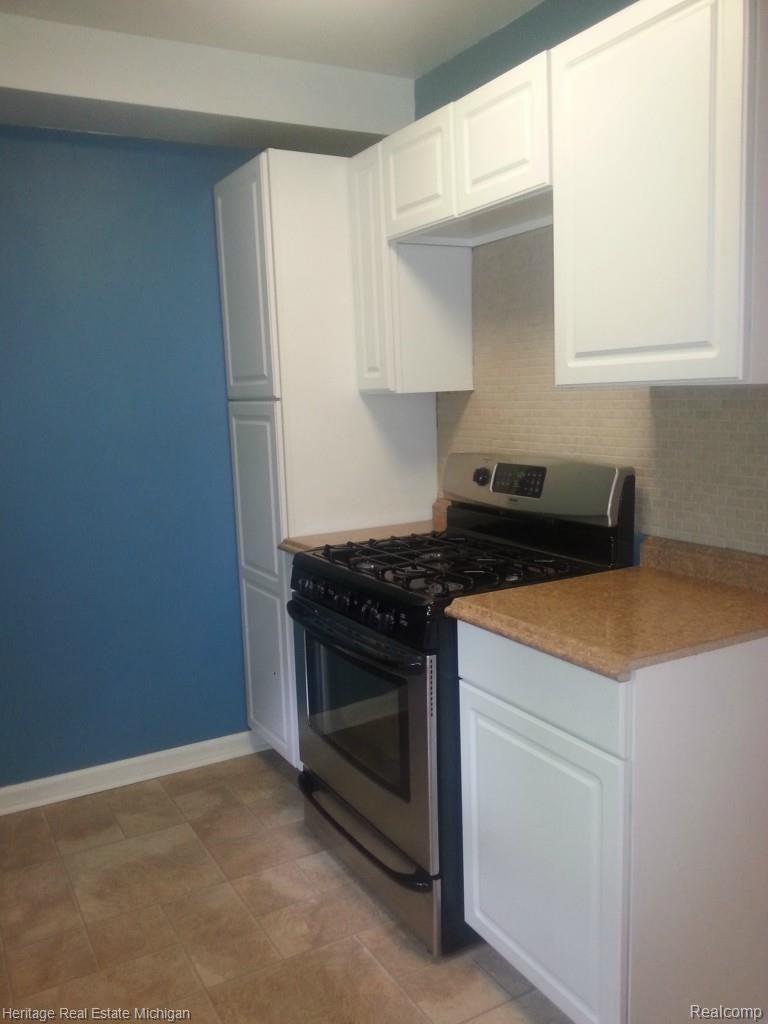 1375 Dauner Road Fenton, MI 48430 - Photo 3 of 22 dauner 093.jpg