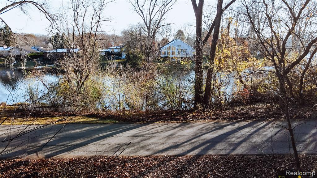 0 Ripple Way White Lake, MI 48383 - Photo 2 of 12