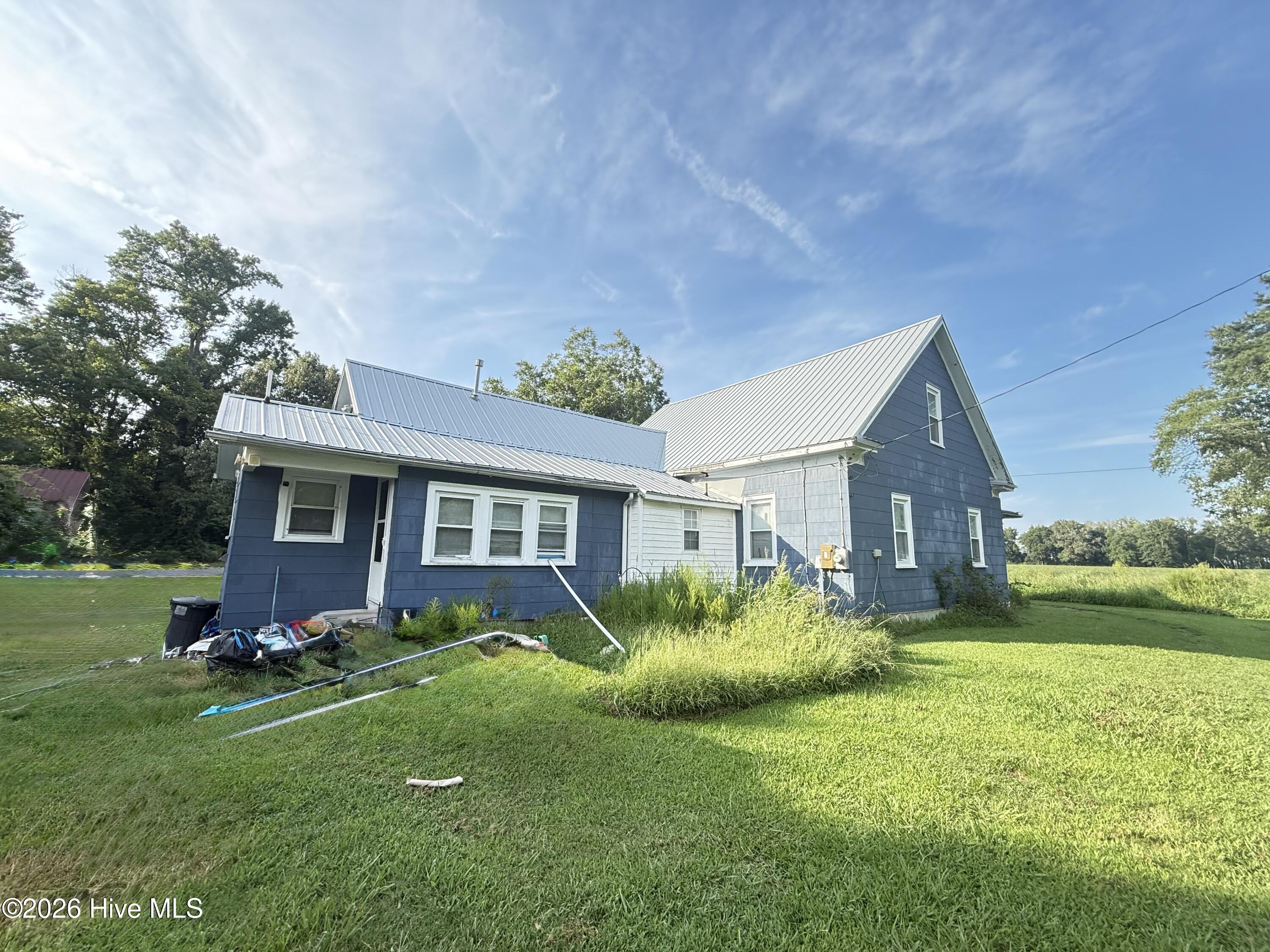 1382 Harvey Point Road Hertford, NC 27944 - Photo 4 of 14 Gallery Image 4