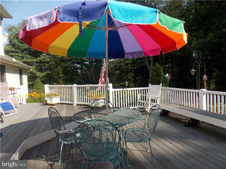 653 Harveys Bridge Road Coatesville, PA 19320 - Photo 20 of 25 Deck
