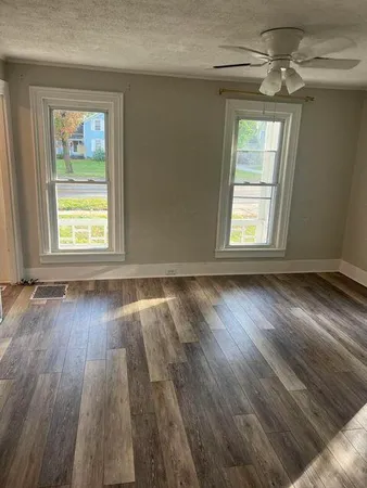 $154,900 | 914 West Maumee Street, Adrian, MI 49221