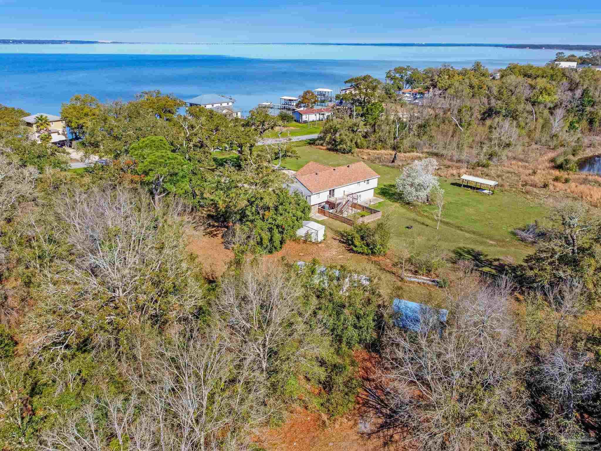 302 Garcon Point Road Milton, FL 32583 - Photo 3 of 51